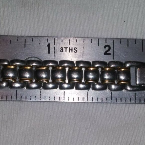 SEIKO LADIES 2 TONED WRISTWATCH CA 00611 main image 12